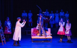 Vánoční koleda v Tylově divadle